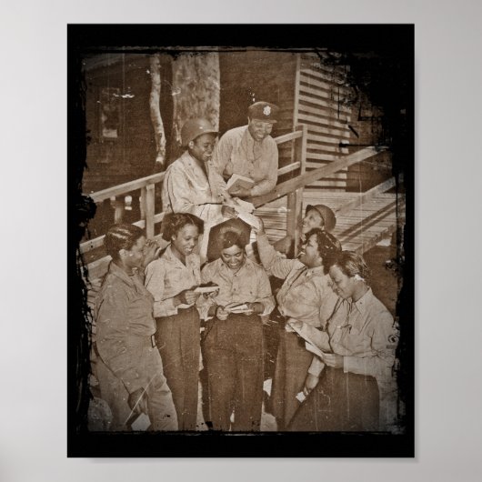 Nurses in the SW Pacific Getting Mail ポスター (正面)