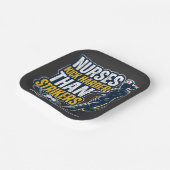 Nurses Kick Harder Than Strikers ペーパープレート (傾斜あり)