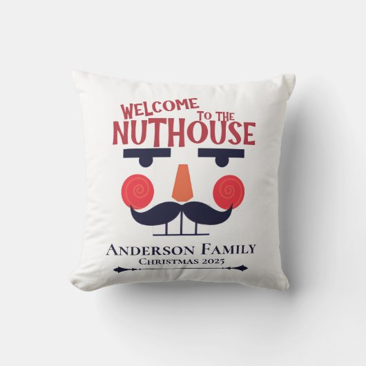 Nuthouse Funny Christmas Nutcracker  クッション (正面)