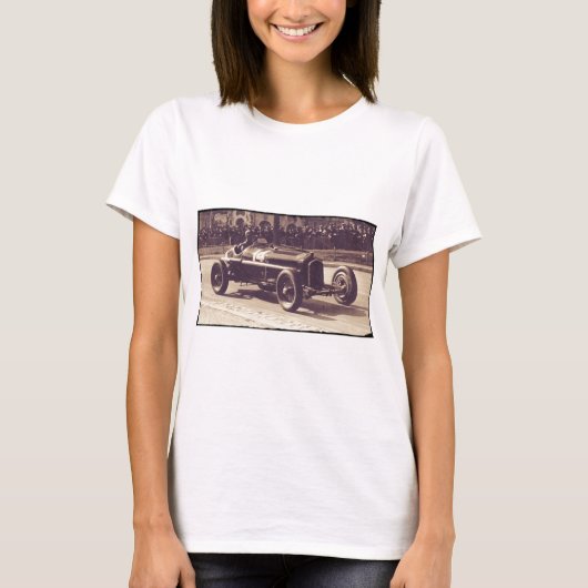 Nuvolari at the 1935 Grand Prix de Pau Tシャツ (正面)