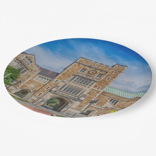 NYのVassarの大学正面玄関 ペーパープレート (アングル)