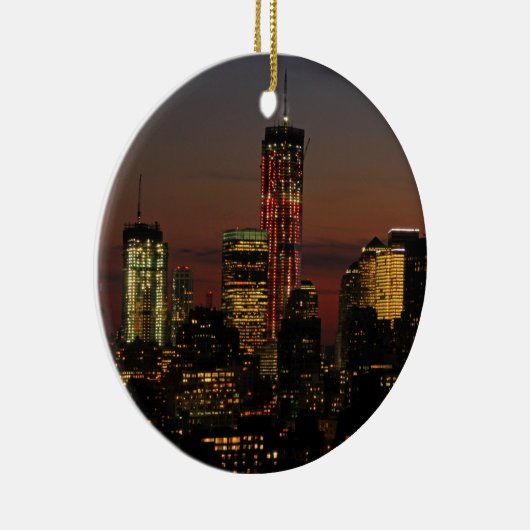 NYCのスカイラインを下げて下さい: 赤の世界貿易センター セラミックオーナメント (右)