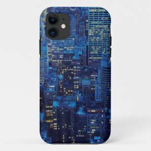 NYCのスカイライン、薄暗がりの高角の眺め iPhone 11 ケース