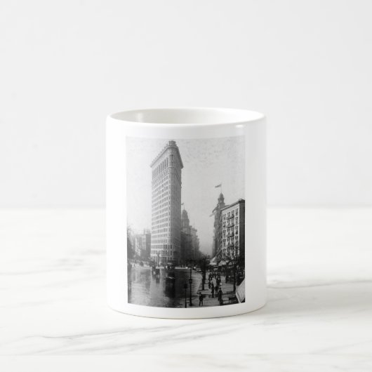 NYCを造るFlatironのヴィンテージの写真 コーヒーマグカップ (中央)