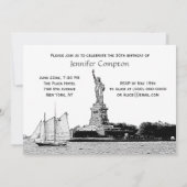 NYCスカイラインが自由の誕生日パーティーのセントをエッチング 招待状 (裏面)