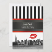 NYCスカイラインBk Wht Strpレッドキススウィート16パーティー 招待状 (正面)