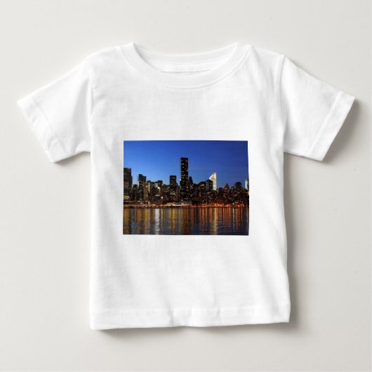 NYCニューヨークシティマンハッタンナイト ベビーTシャツ (正面)