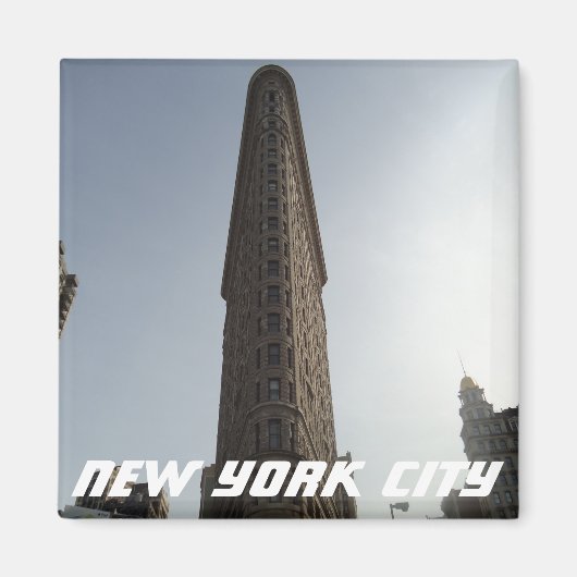 NYCフラティロン地区 – ボーアーツ建築 マグネット (正面)