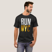 NYC走の複数形 |マラソンランナー Tシャツ (正面フル)