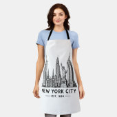 NYC Skyline Illustration with Statue of Liberty エプロン (着用した状態)