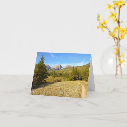 Nymph Lake Trail in Early Autumn カード (黄色い花)