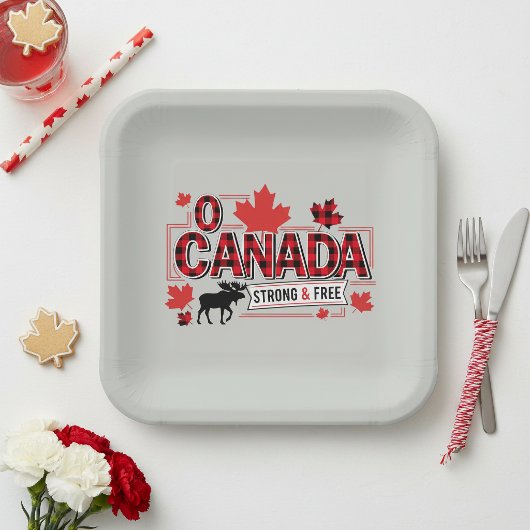 O Canada Strong & Free Moose ID1314 ペーパープレート