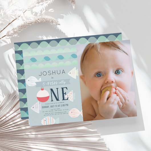O-fish-ally One魚釣り少年1歳の誕生日の写真 招待状