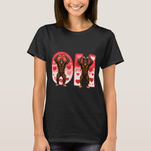 O-h Couples Matching Funny Bigfoot In Midwestern V Tシャツ (正面)