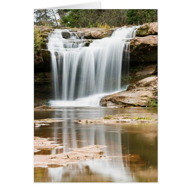 O Kun De Kun Falls (正面)