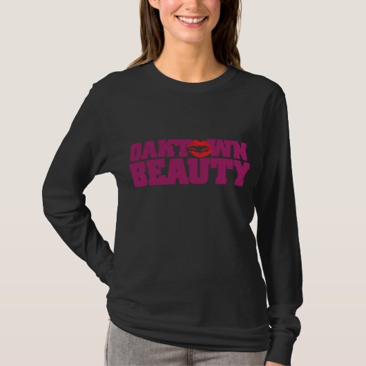 Oaktownの美しいの紫色 Tシャツ (正面)