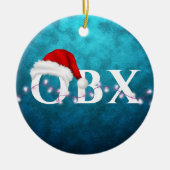OBXサンタパーソナライズされたハットとライトクリスマス セラミックオーナメント (正面)