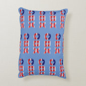 OBX国旗の文字と町 アクセントクッション (裏面(縦))