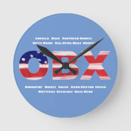 OBX国旗の文字と町 ラウンド壁時計