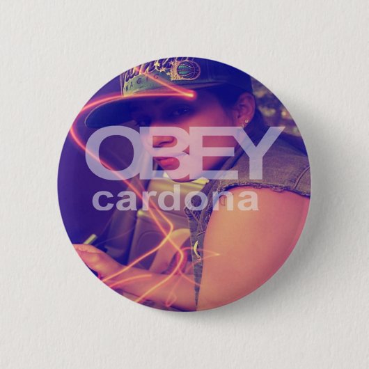 OBYLES: Cardona 缶バッジ (正面)