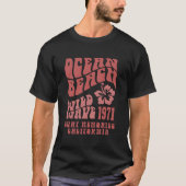 Ocean Beach Wild Wave Surf Aesthetic Words On Back Tシャツ (正面)