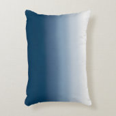 Ocean Blue Gradient Decorative Pillow - Cafécore アクセントクッション (正面(垂直))