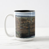 Ocean Carved Wonders ツートーンマグカップ (左)