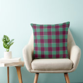 Ocean Green and Mulberry Wood Burgundy Plaid クッション (椅子)