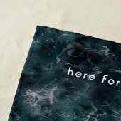 Ocean waves in dark teal, customizable ビーチタオル (インサイチュ)