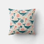 Ocean Wonders Whale Jellyfish Coral クッション (裏面)