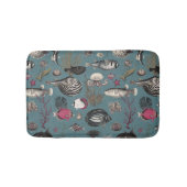 Oceania Fuchsia Grey Fishes on Blue Background バスマット (正面)