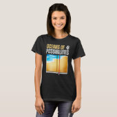 Oceans Of Possibilities Reading Books Ocean Reader Tシャツ (正面フル)
