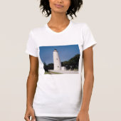Ocracokeの灯台 Tシャツ (正面)