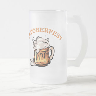 Octoberfestガラスによって曇らされるステインのビールのジョッキ フロストグラスビールジョッキ