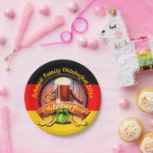 Octoberfestフェスティバルパーソナライズ名年7" ペーパープレート (パーティー)