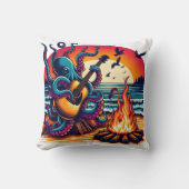 Octopus 遊's Guitar by Campfire at Sunset クッション (正面)