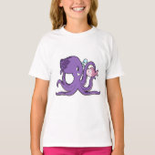 Octopus with Fish.PNG Tシャツ (正面)