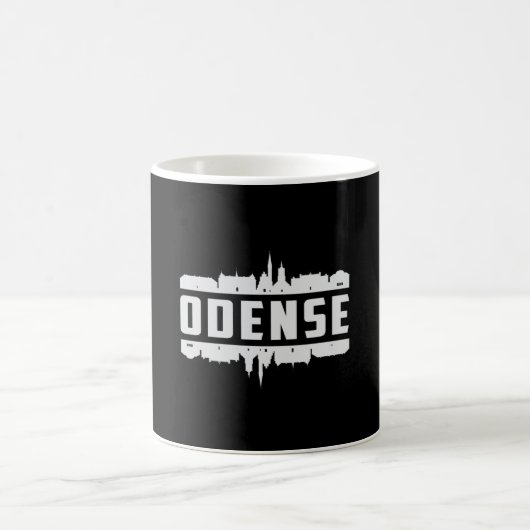 Odense Denmark City Skyline Cityscape おもしろい Gift コーヒーマグカップ (中央)