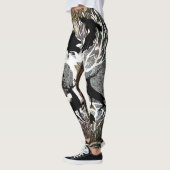 Odinのレギンスのワタリガラス レギンス (左)