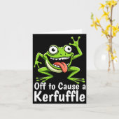Off To Cause A Kerfuffle Funny Meme Frog Mischief カード (黄色い花)