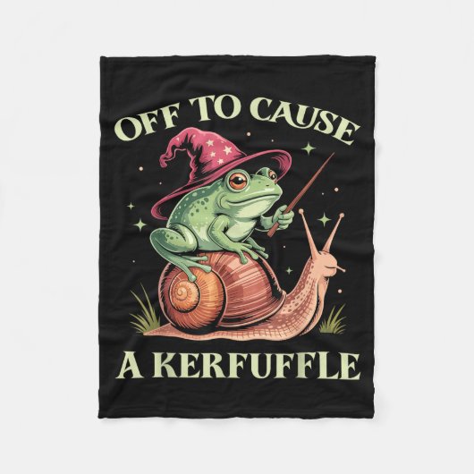 Off To Cause A Kerfuffle Whimsical Wizard Frog Mem フリースブランケット (正面)