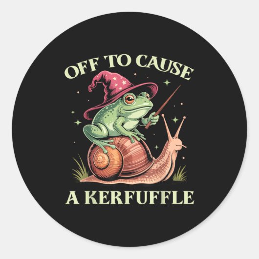 Off To Cause A Kerfuffle Whimsical Wizard Frog Mem ラウンドシール (正面)