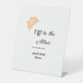 Off to the altar orange cap hat bridal shower name 台座サイン (正面)