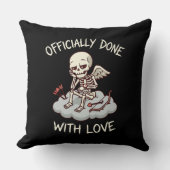 Officially Done With Love Skeleton Cupid Design クッション (正面)