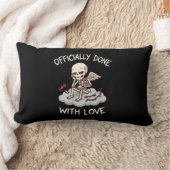 Officially Done With Love Skeleton Cupid Design ランバークッション (ブランケット)