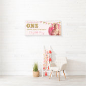 Ohどのようなおもしろいをワンピンク&金ゴールドファースト誕生日 横断幕 (インサイチュ)