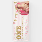 Ohどのようなおもしろいをワンピンク&金ゴールドファースト誕生日 横断幕 (縦)