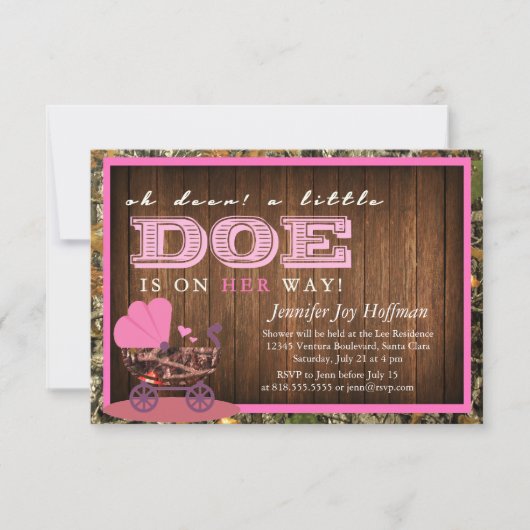 Ohシカは彼女の方法に、小さい雌ジカあります! 迷彩柄の招待 招待状 (正面)