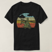 OH58D木輪戦士ヘリコプターパイロット退役軍人USA F Tシャツ (デザイン正面)