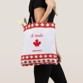 Oh Canada | Elegant Red Maple Leaf トートバッグ (クローズアップ)
